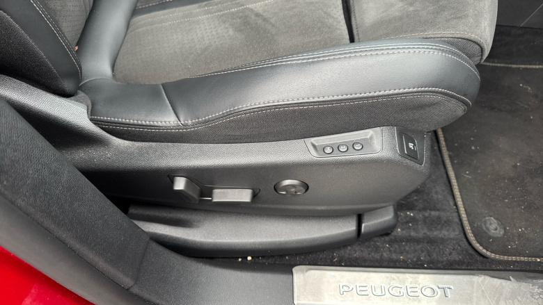 Peugeot 5008 1.2 PureTech GT Premium 5dr EAT8 Petrol Estate